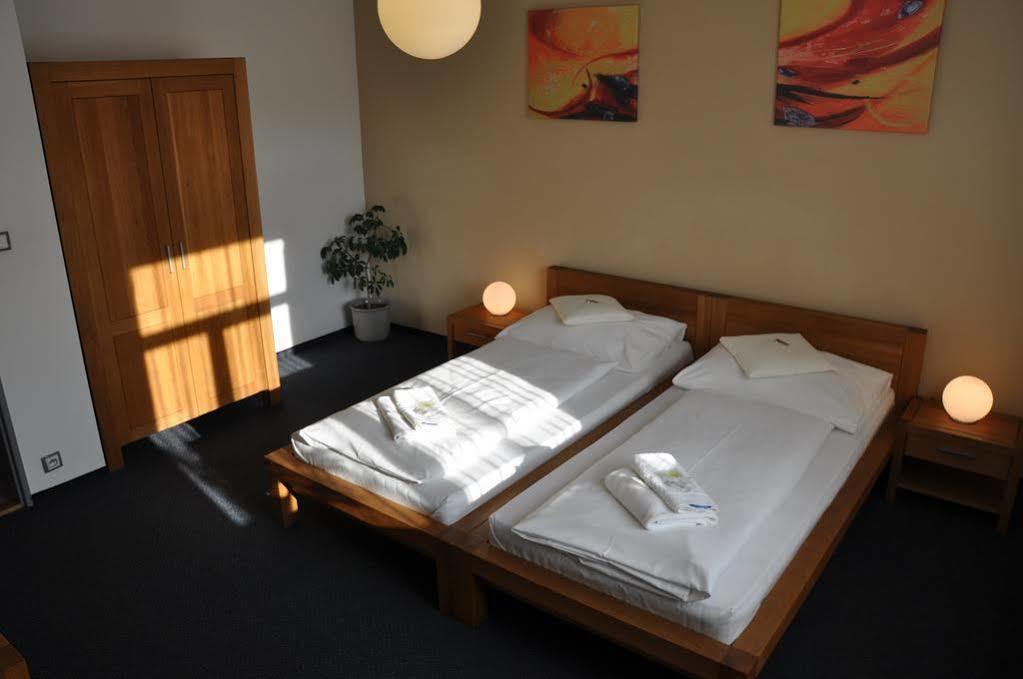 Lions Hotel 3*